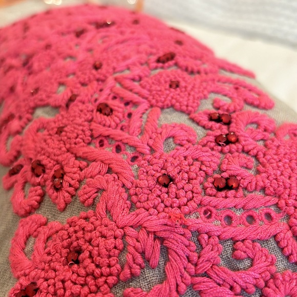 Set of 2 Kate Spade Linen Pillow cases with inserts - Picture 7 of 9